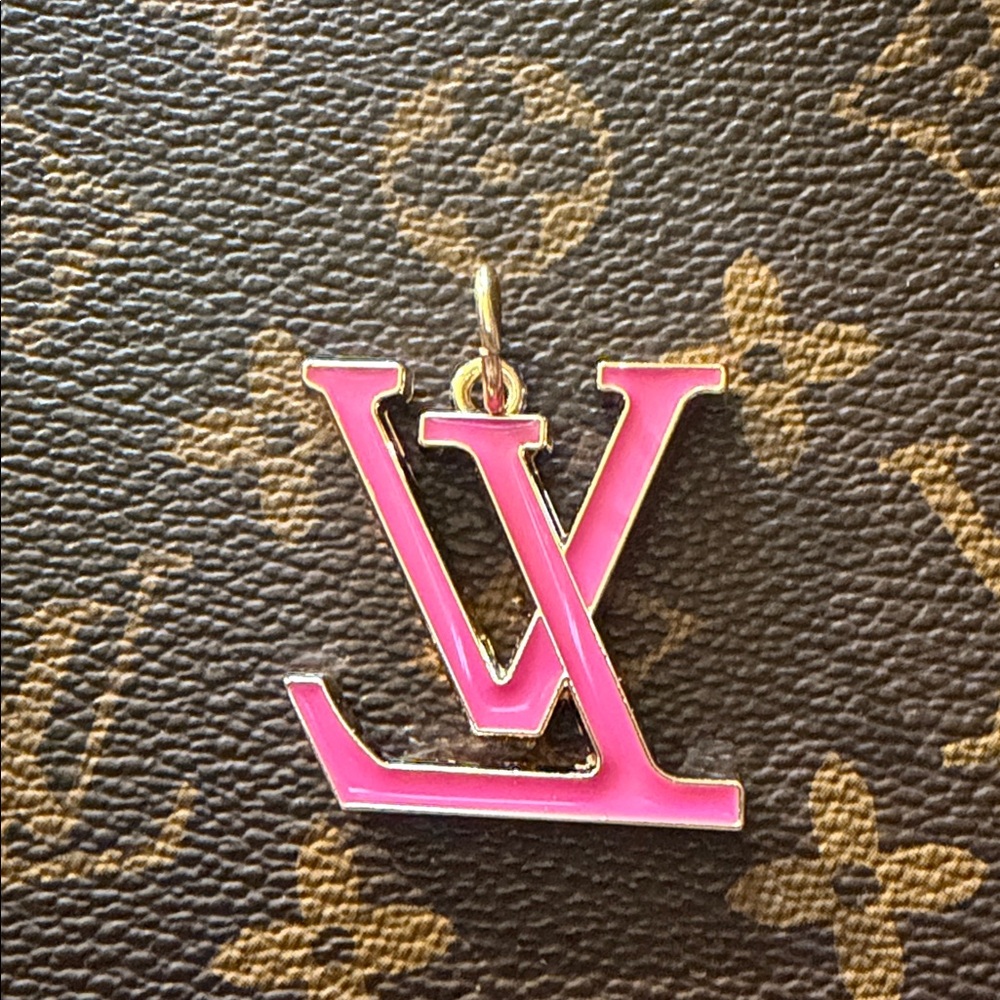 Huge hot pink Upcycled Louis Vuitton LV charm - Picture 4 of 6